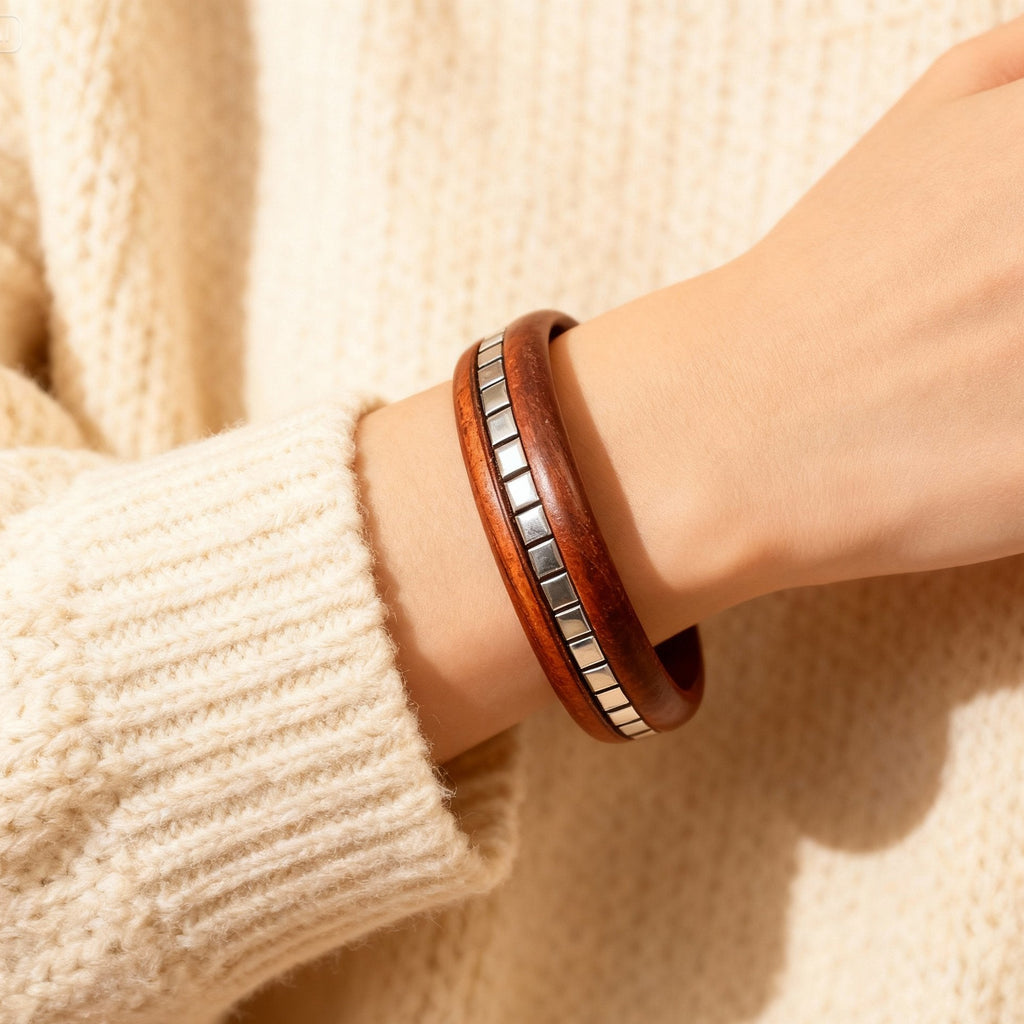 Titre : Bracelet Jonc en Bois & détailles Argentés - Alliance Rock et Nature